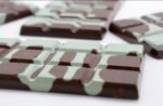 PEPPERMINT TWIST VEGAN DRIP BAR - Image 2